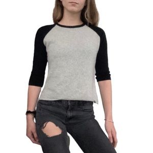 LORD & TAYLOR Cashmere Sweater